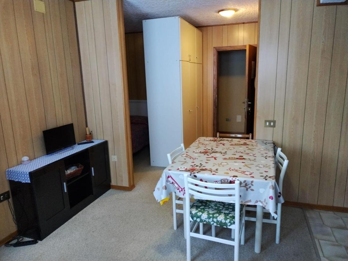 Appartamento Incantevole Immerso Nella Neve Marilleva Ngoại thất bức ảnh